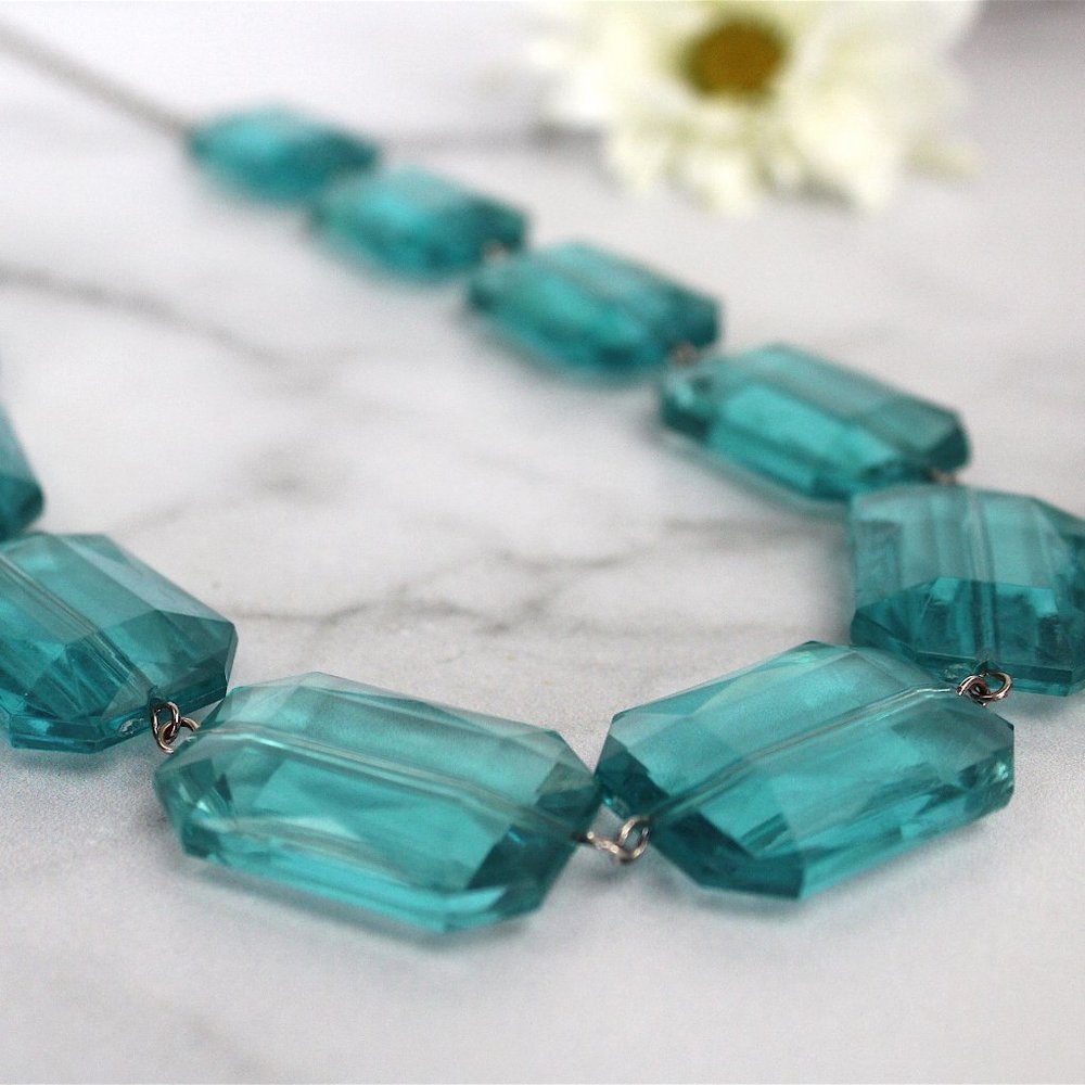 Aqua Blue Faceted‎ Bead Necklace, Silver tone chain